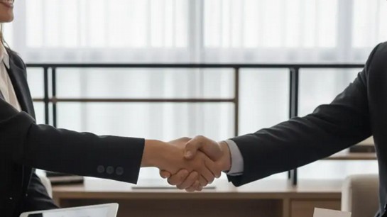 O projeto cria pontos de encontro que estimulam trocas e fortalecem a rede de arquitetura e design no Brasil.